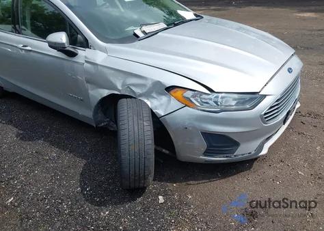2019 Ford Fusion Hybrid Se из США, поврежденный, VIN 3FA6P0LU7KR121038
